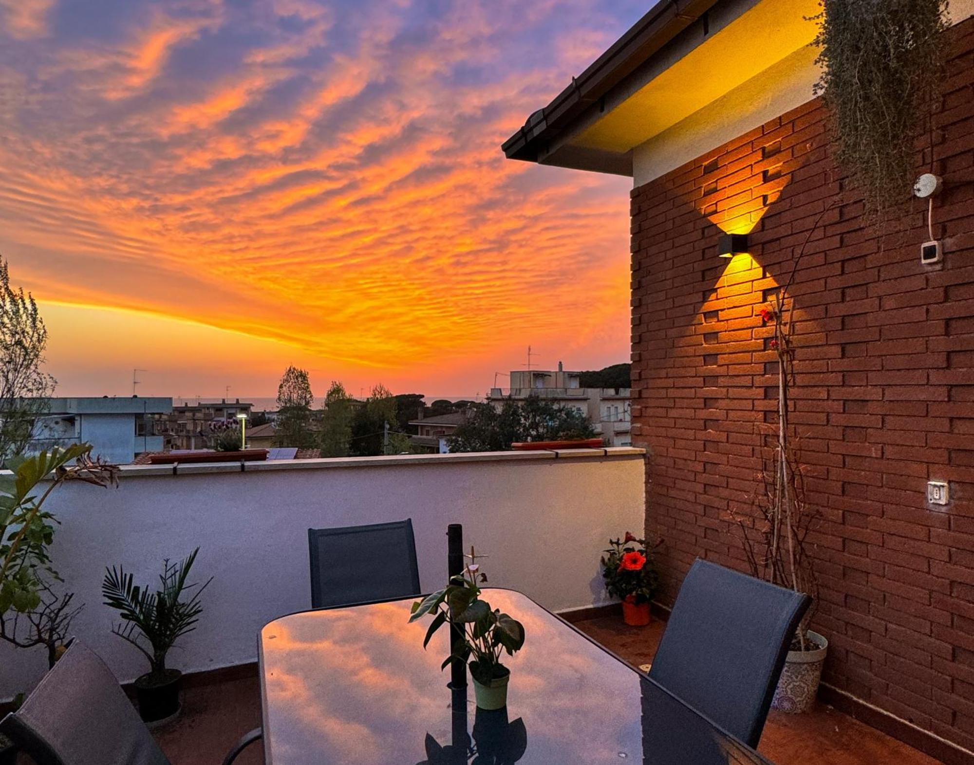 Kesya Seaview Apartment - Attico - 50Mt Dal Mare 安齐奥 外观 照片